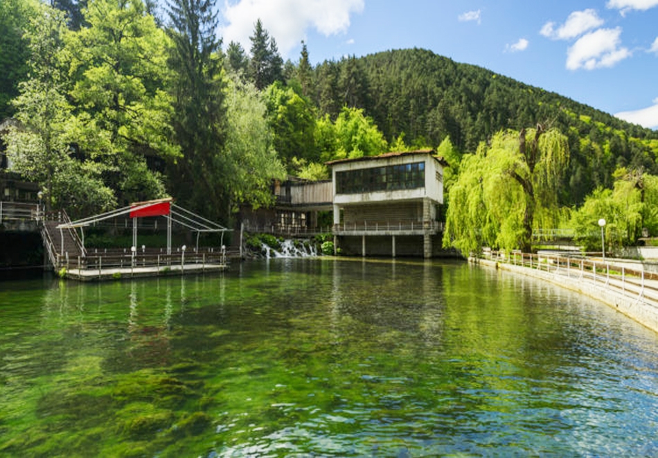 Нощувка на човек в апартаменти Жери, Велинград