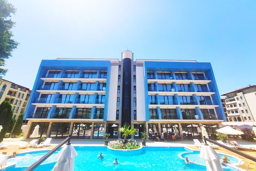 Нощувка на човек на база All inclusive + басейн в РЕНОВИРАНИЯ хотел Пауталия, Слънчев Бряг