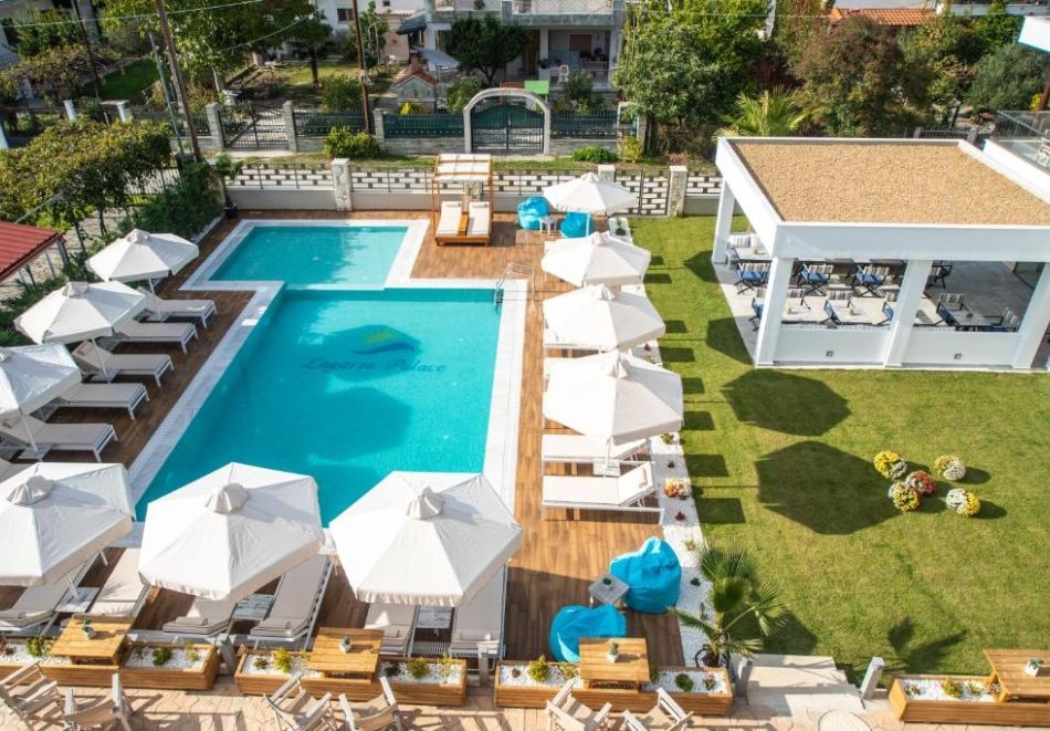 Лято в Аспровалта, Гърция! 2+ нощувки на човек със закуски + басейн в Lagaria Hotel II & Apartments