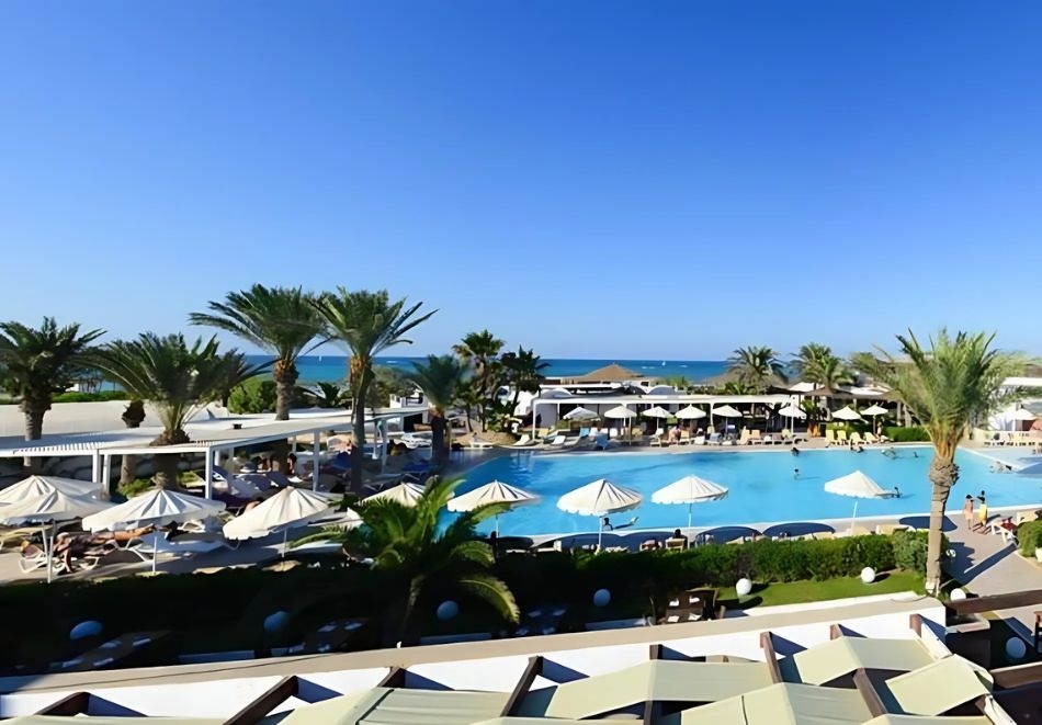Почивка на о. Джерба, Тунис! Полет от София + 7 All Inclusive нощувки за ДВАМА в хотел MENINX DJERBA