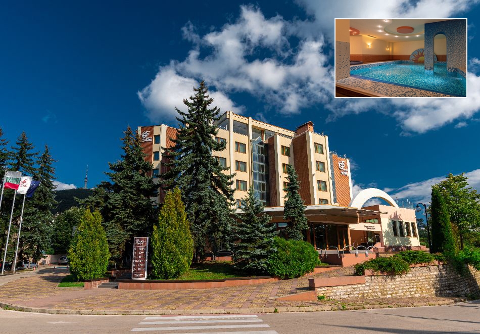 Винен тур край Белоградчик! Нощувка със закуска на човек + дегустация във винарска изба 