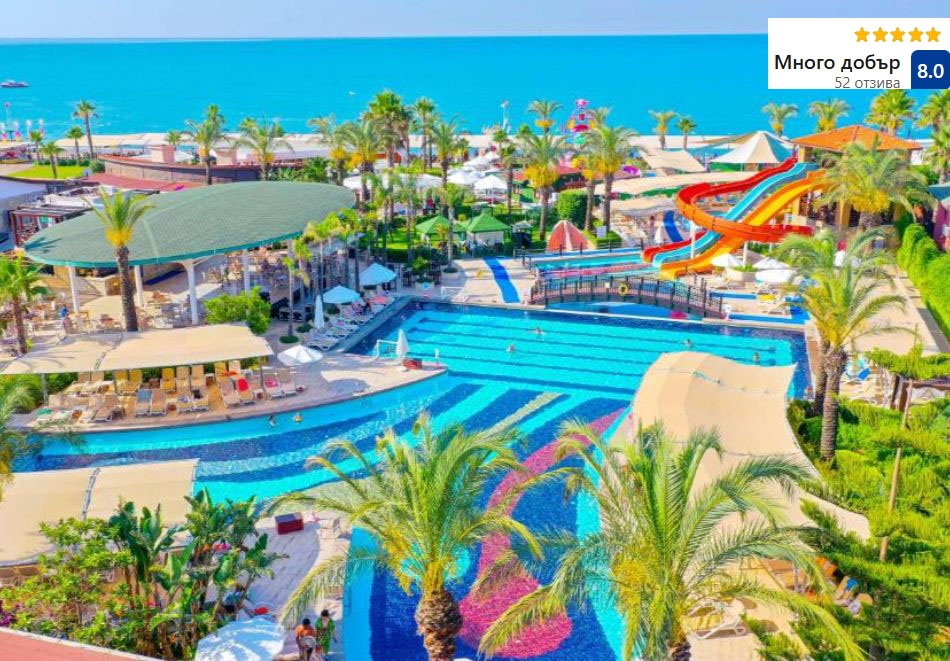 Ранни записвания през май на първа линия в Crystal Family Resort And Spa 5*, Белек, Турция! Самолетен билет от София + 7 Ultra All Inclusive нощувки на човек