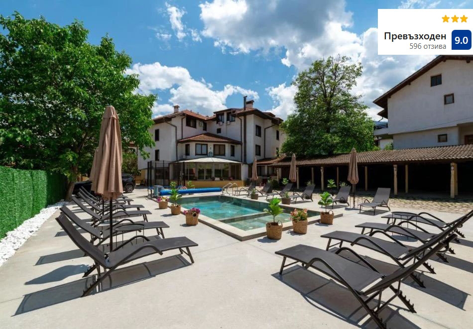 Почивка в Банско: 2 или 3 нощувки на човек със закуски и вечери или на база All Inclusive + басейн и релакс пакет в хотел Грами. Дете до 7г. БЕЗПЛАТНО!