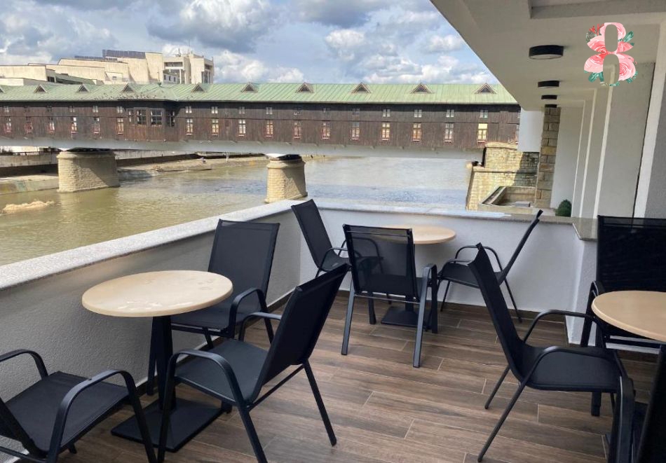 Априлска ваканция от 03.04 до 09.04 в Ловеч: 2 или повече нощувки за двама или трима със закуски и възможност за вечери + релакс зона в хотел Покрит мост, Ловеч