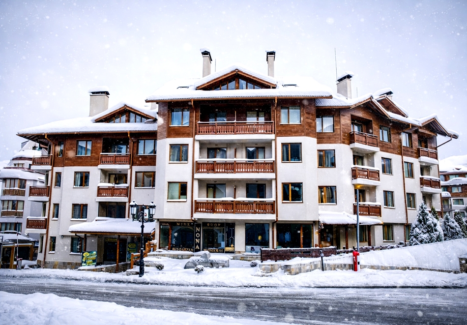 Почивка в Банско; Нощувка на човек в апартамент от Kомплекс Тодорини кули