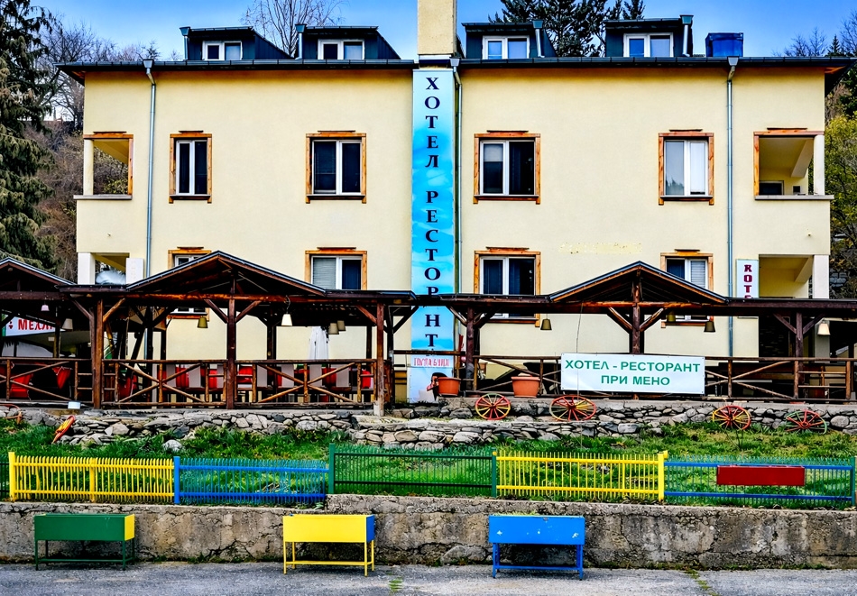 Почивка до Рилски манастир: Нощувка на човек със закуска или закуска и вечеря от Семеен хотел При Мечо, местност Елешница