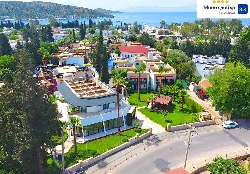 Ранни записвания на 150м. от плажа в Бодрум, Турция: Чартърен полет от София + 7 нощувки на човек на база All Inclusive в BITEZ GARDEN LIFE HOTEL 4*