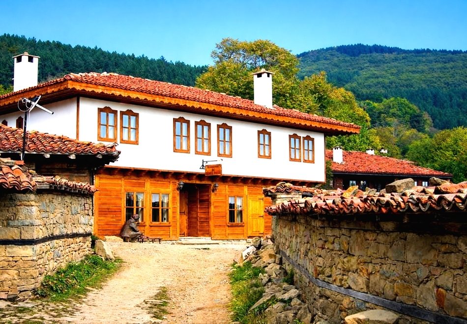 Почивка в Жеравна: Нощувка на човек със закуска и вечеря от къща за гости Кафенето на Димчо кехая. Дете до 11.99г - БЕЗПЛАТНО!