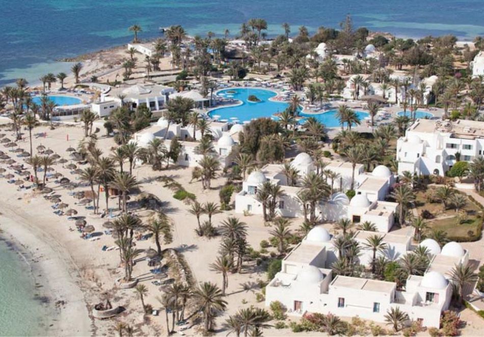 На първа линия в EL MOURADI DJERBA MENZEL 4*, о-в Джерба, Тунис. Чартърен полет от София + 7 нощувкиза ДВАМА на база All Inclusive!, снимка 2