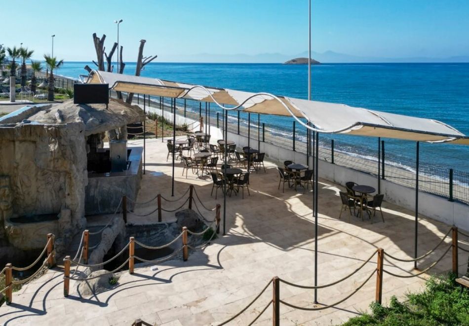 На първа линия в Бодрум! Полет от София + 7 All Inclusive нощувки за ДВАМА в ROYAL BEACH CLUB 4*, снимка 15