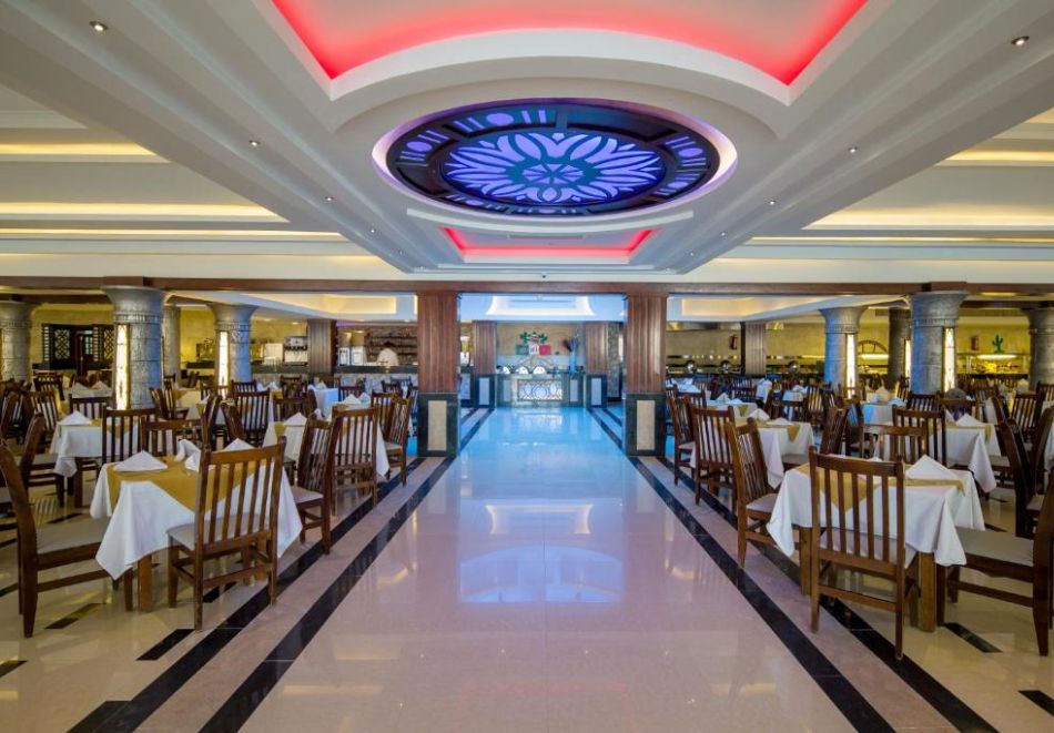 На първа линия в MIRAGE BAY RESORT & AQUA PARK 4*, Хургада, Египет! Чартърен полет от София + 7 нощувки за ДВАМА на база All Inclusive + аквапарк!, снимка 13