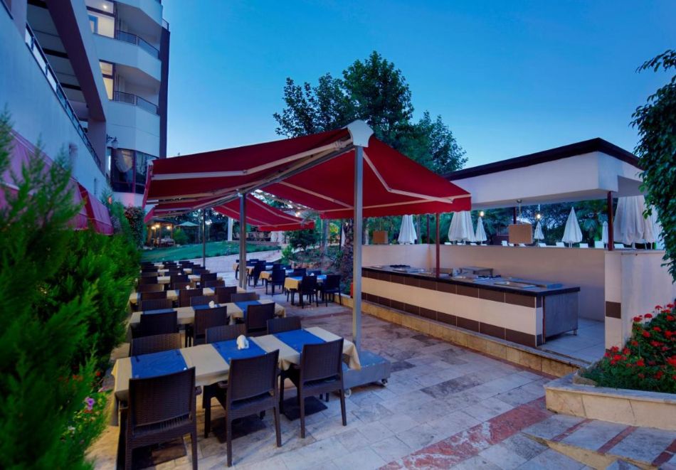 На 200м. от плажа на цени от 639лв. на човек в хотел MIAROSA INCEKUM BEACH 5*, Алания, Турция! Автобусен транспорт + 7 нощувки на база Аll Inclusive. Дете до 11.99 БЕЗПЛАТНО!, снимка 9
