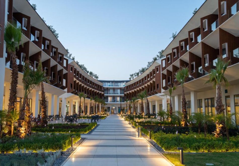 Ultra Аll Inclusive на първа линия във Фетие! Транспорт + 7 нощувки на човек в хотел LIBERTY FABAY 5*. Дете до 12г. БЕЗПЛАТНО!, снимка 8