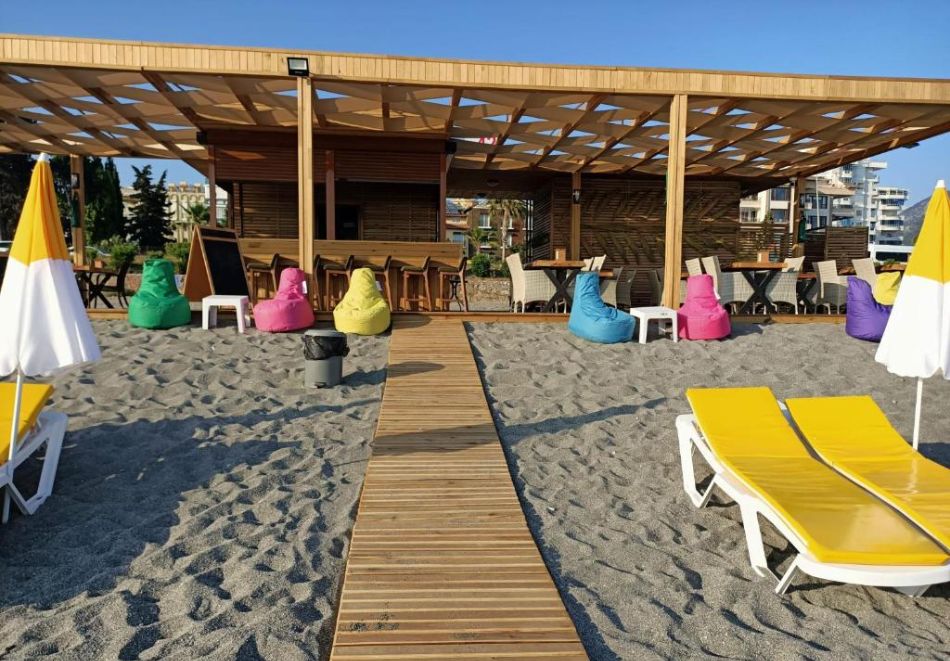 На първа линия в Алания, Турция! Полет от София + 7 All Inclusive нощувки за ДВАМА в Bora Bora Butik hotel, снимка 12