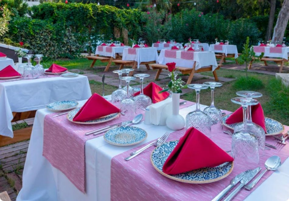 На 150м. от плажа в ASTERIA COLLECTION SIDE 5*, Сиде, Турция! Транспорт + 7 нощувки за ДВАМА на база Ultra Аll Inclusive + басейни. Дете до 11.99г. БЕЗПЛАТНО!, снимка 12