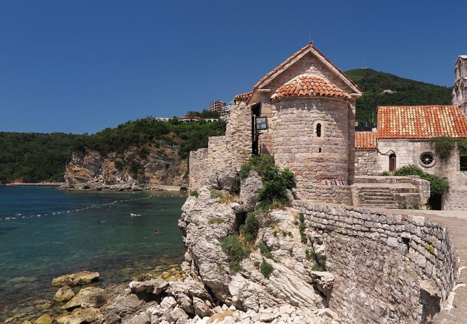 Екскурзия до Загреб, Плитвички езера, Трогир, Сплит, Дубровник, Будва и Котор. Автобусен транспорт + 5 нощувки, 5 закуски и 3 вечери  на човек, снимка 8