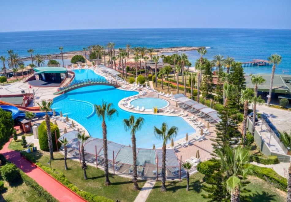 Ultra All Inclusive за ДВАМА на първа линия в OZKAYMAK INCEKUM 5*, Алания, Турция! Автобусен транспорт + 7 нощувки, снимка 2