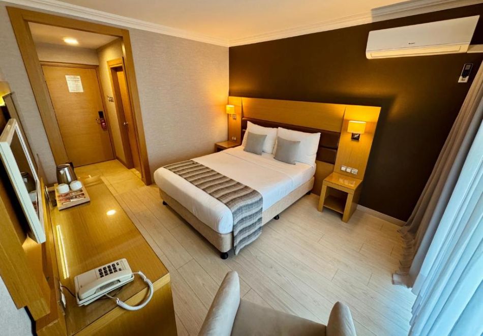 СУПЕР ПРОМО оферта за Мармарис! Транспорт + 7 Аll Inclusive нощувки на човек в хотел BLUE BAY STYLE 4*. БОНУС 4 входа за дискотеки!, снимка 5