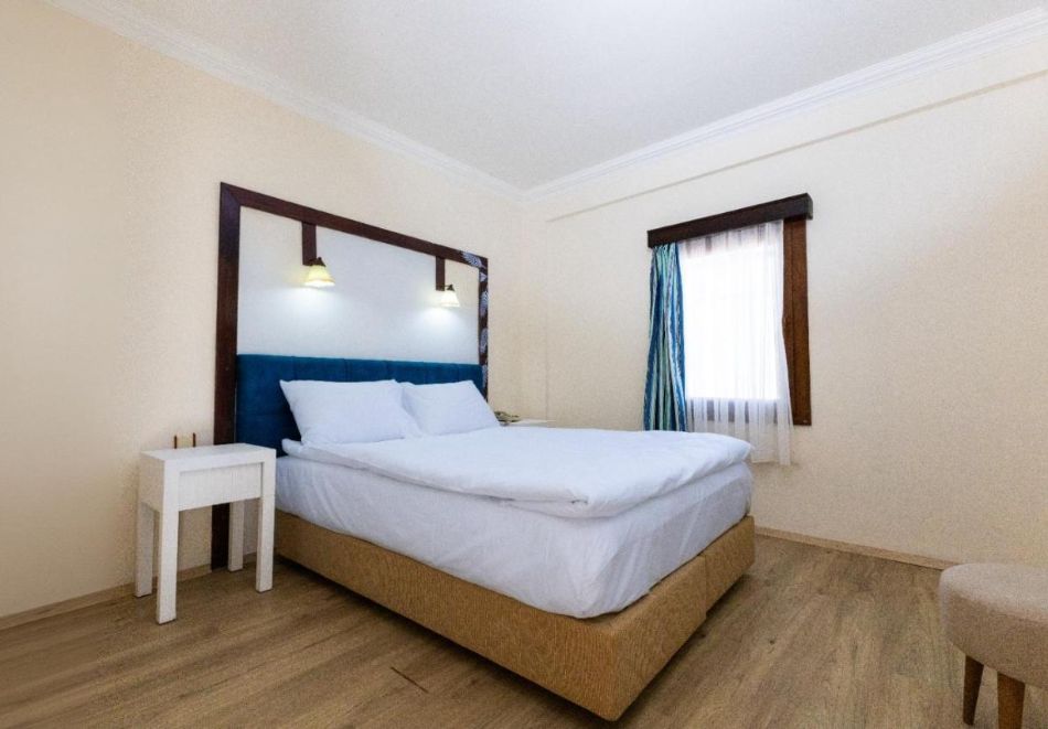 На 30м. от плажа в Бодрум! Полет от София + 7 All Inclusive нощувки за ДВАМА в Salinas Beach Hotel Bodrum, снимка 5