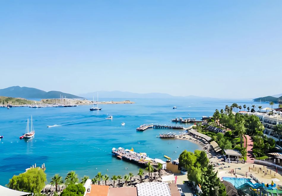 На 30м. от плажа в Бодрум! Полет от София + 7 All Inclusive нощувки за ДВАМА в Salinas Beach Hotel Bodrum, снимка 2