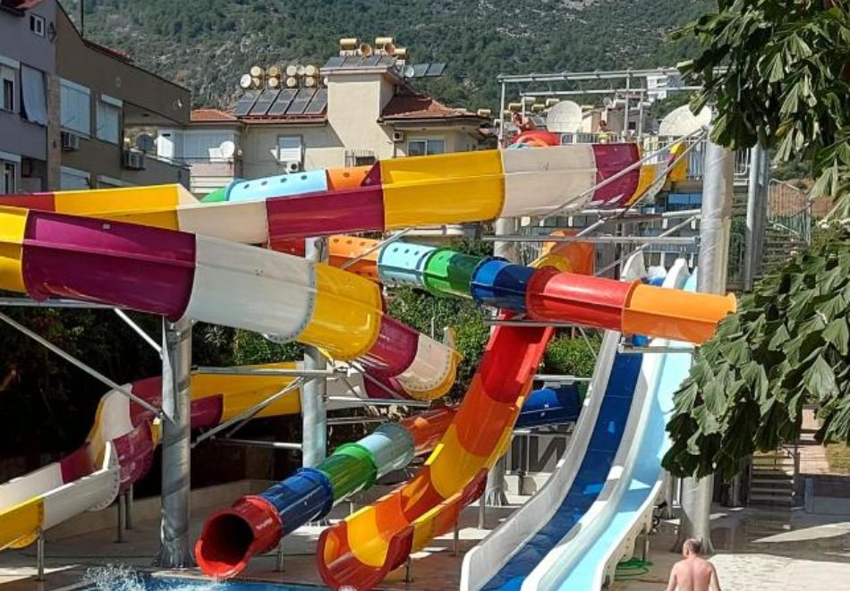 На 50м. от плажа в Алания, Турция. Чартърен полет от София + 7 нощувки за ДВАМА на база All Inclusive в KLEOPATRA ROYAL PALM HOTEL 4*, снимка 3