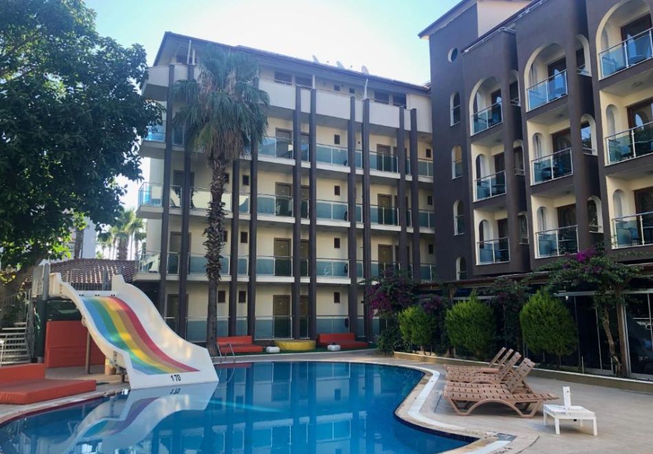 На 200м. от плажа в Мармарис! Полет от София + 7 All Inclusive нощувки за ДВАМА в ASTORIA BEACH HOTEL, снимка 3