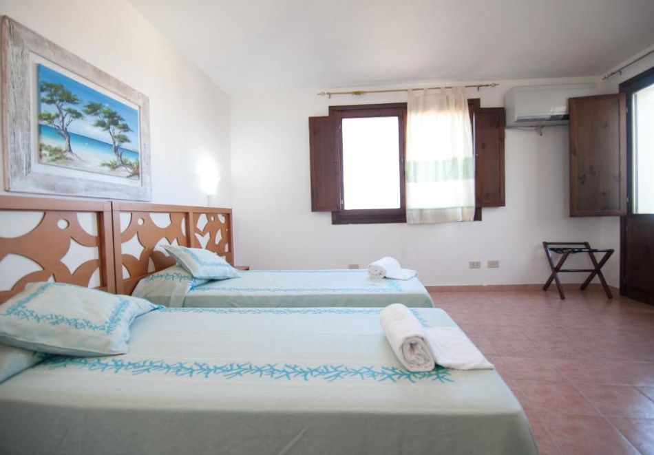 Почивка в Club Esse Gallura Beach, Сардиния, Италия! Самолетен билет от София + 7 нощувки на човек със закуски и вечери, снимка 6