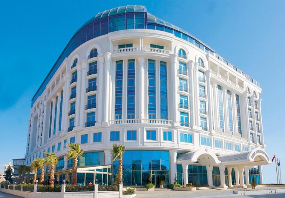 Нова 2026 година в Истанбул! Транспорт + 2 нощувки със закуски на човек + новогодишен куверт от ТА Надрумтур, снимка 12