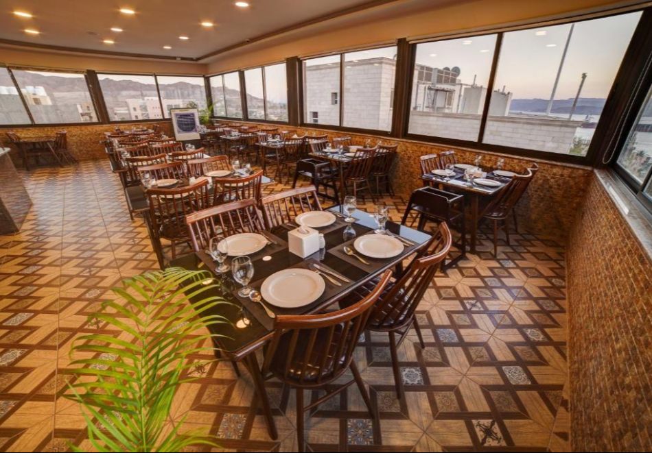 Почивка в Йордания! Самолетен билет от София + 7 нощувки на човек със закуски в  Laverda Hotel Standard. Възможност за посещение на град Петра и сафари в пустинята Уади Рум, снимка 9