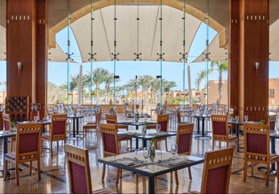 На първа линия в хотел JAZ Grand Marsa 5*, Марса Алам, Египет! Полет от София + 7 нощувки на база All Inclusive за ДВАМА, снимка 10