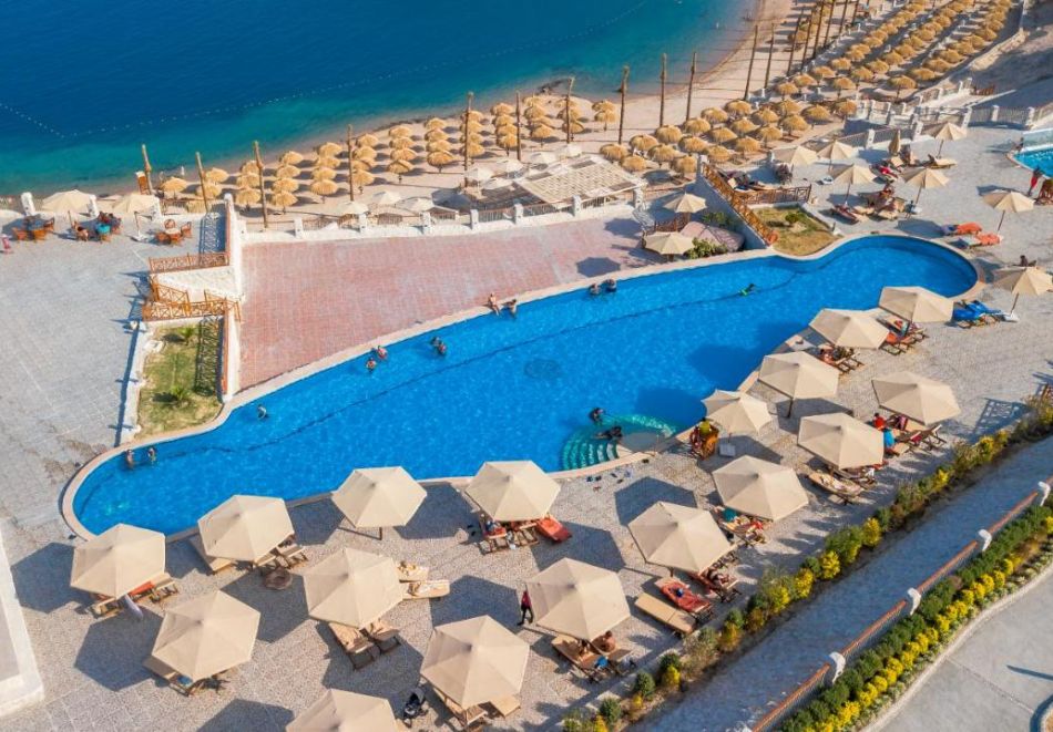 Почивка в Египет! Чартърен полет от София + 6 All Inclusive нощувки на човек в SIVA GOLDEN BAY MAKADI 4* + 1 нощувка, закуска, вечеря и посещение на пирамидите в Кайро, снимка 3
