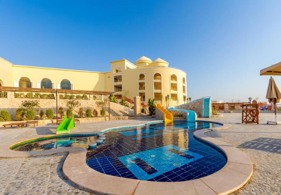 Почивка в Египет! Чартърен полет от София + 6 All Inclusive нощувки на човек в SIVA GOLDEN BAY MAKADI 4* + 1 нощувка, закуска, вечеря и посещение на пирамидите в Кайро, снимка 2