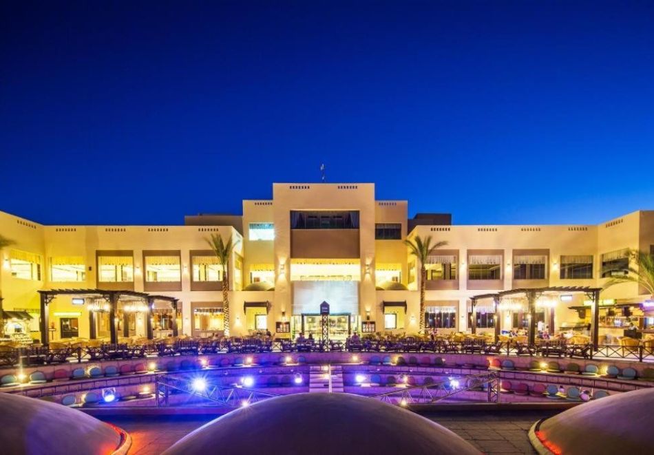 На първа линия в El Karma Aqua Beach Resort 4*, Хургада, Египет! Самолетен билет от София + 7 нощувки на човек на база All Inclusive, снимка 2