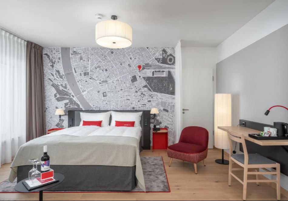 КОЛЕДНИ БАЗАРИ в БУДАПЕЩА! Самолетен билет от София + 4 нощувки на човек със закуски в Intercity Hotel Budapest 4*, Възможност за допълнителни екскурзии, снимка 7