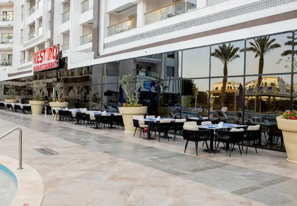 Екскурзия до Кайро + Хургада, Египет! Чартърен полет от София + 6 нощувки на човек на база All Inclusive в Bellagio Resort and Spa 5* + 1 нощувка, закуска, обяд, вечеря и посещение на пирамидите в Кайро!, снимка 9