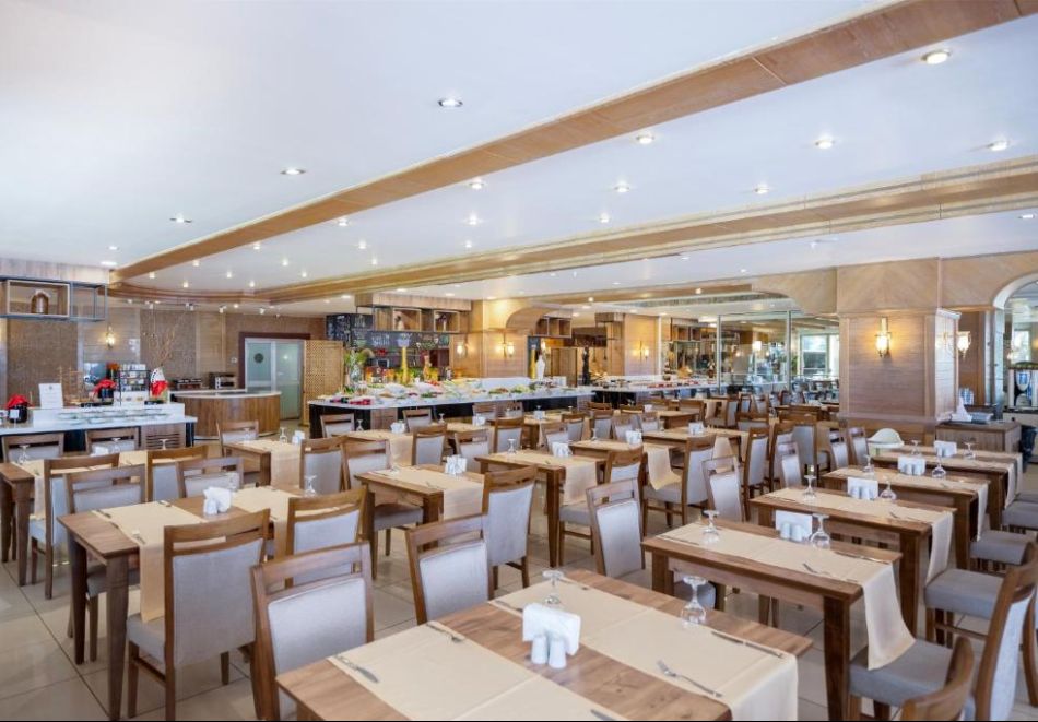 Нова Година в PORTO BELLO HOTEL RESORT & SPA 5*, Анталия, Турция! Полет от София + 4 или 5 нощувки на човек на база All inclusive.  Доплащане за Гала вечеря, снимка 8