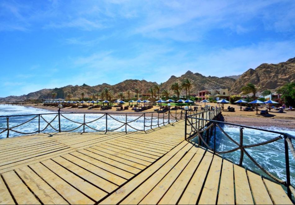 Нова Година в хотел TROPITEL DAHAB OASIS 4*, Шарм Ел Шейх, Египет! Полет от София + 5 All Inclusive нощувки на човек. Задължително заплащане за Новогодишна вечеря, снимка 10