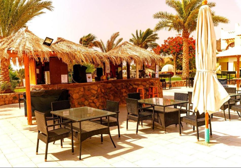 Нова Година в хотел TROPITEL DAHAB OASIS 4*, Шарм Ел Шейх, Египет! Полет от София + 5 All Inclusive нощувки на човек. Задължително заплащане за Новогодишна вечеря, снимка 8