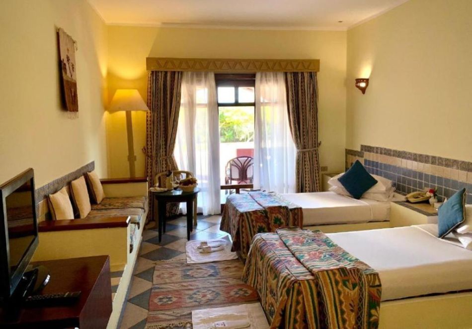 Нова Година в хотел TROPITEL DAHAB OASIS 4*, Шарм Ел Шейх, Египет! Полет от София + 5 All Inclusive нощувки на човек. Задължително заплащане за Новогодишна вечеря, снимка 5