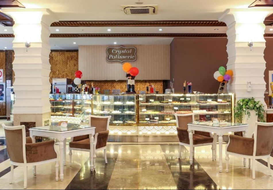 Ранни записвания за 2026г. в Crystal Waterworld Resort & Spa 5*, Белек, Турция! Автобусен транспорт + 7 нощувки на човек на база Ultimate Аll Inclusive + басейни. Дете до 11.99г. БЕЗПЛАТНО!, снимка 3