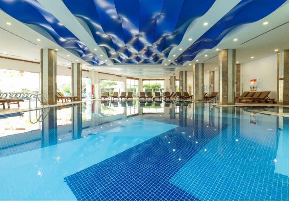 Ранни записвания за 2026г. в Crystal Waterworld Resort & Spa 5*, Белек, Турция! Автобусен транспорт + 7 нощувки на човек на база Ultimate Аll Inclusive + басейни. Дете до 11.99г. БЕЗПЛАТНО!, снимка 8