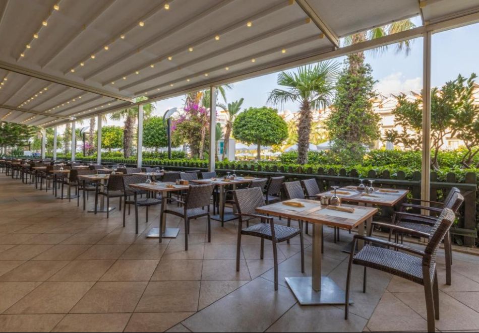 Ранни записвания за 2026г. в Crystal Waterworld Resort & Spa 5*, Белек, Турция! Автобусен транспорт + 7 нощувки на човек на база Ultimate Аll Inclusive + басейни. Дете до 11.99г. БЕЗПЛАТНО!, снимка 10