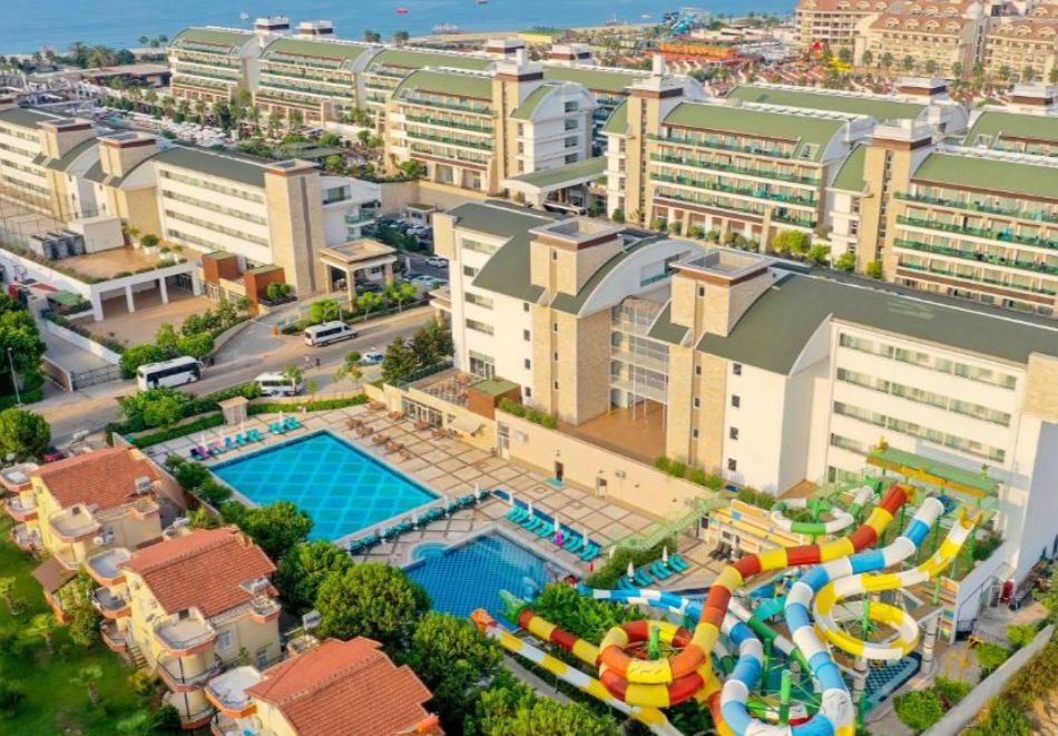 Ранни записвания за 2026г. в Crystal Waterworld Resort & Spa 5*, Белек, Турция! Автобусен транспорт + 7 нощувки на човек на база Ultimate Аll Inclusive + басейни. Дете до 11.99г. БЕЗПЛАТНО!, снимка 11