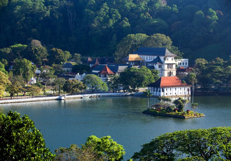 Екскурзия до Шри Ланка с полет от София + посещение на Канди, Дамбула, Сигирия, Коломбо и Пасикуда. 7 нощувки на човек със закуски и вечери!, снимка 2