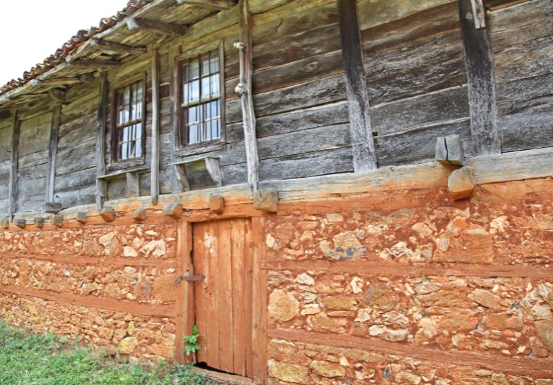 Екскурзия до Ямбол, Приморско, Малко Търново, Бегликташ и Созопол! Автобусен транспорт от Плевен или София + 2 нощувки със закуски на човек и посещение на античния град Кабиле, с. Бръшлян и замъка 