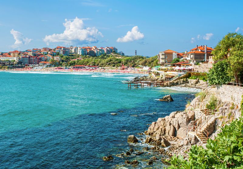 Екскурзия до Ямбол, Приморско, Малко Търново, Бегликташ и Созопол! Автобусен транспорт от Плевен или София + 2 нощувки със закуски на човек и посещение на античния град Кабиле, с. Бръшлян и замъка 