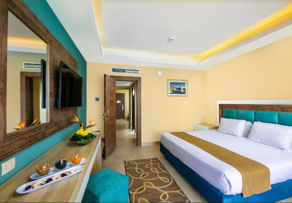 Нова Година в хотел TITANIC RESORT & AQUAPARK 4*, Хургада, Египет! Полет от София + 5 нощувки на човек на база All Inclusive, снимка 3