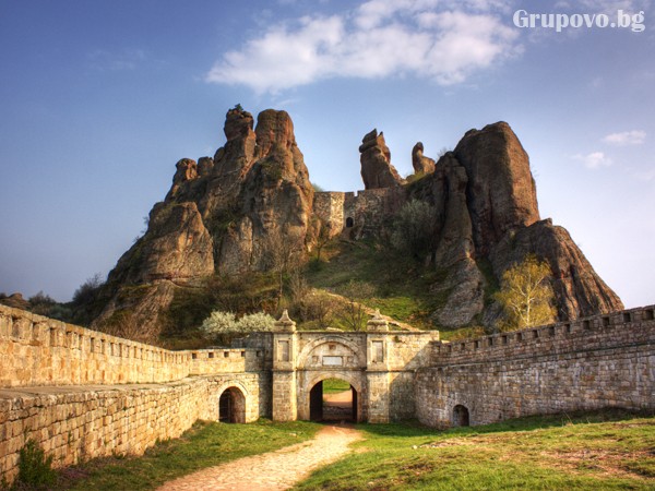 Екскурзия до Белоградчик, Видин и пещерите Леденика, Магура и Венеца! Автобусен транспорт от Плевен + 1 нощувка със закуска на човек и Посещение на Белоградчишката крепост, снимка 4