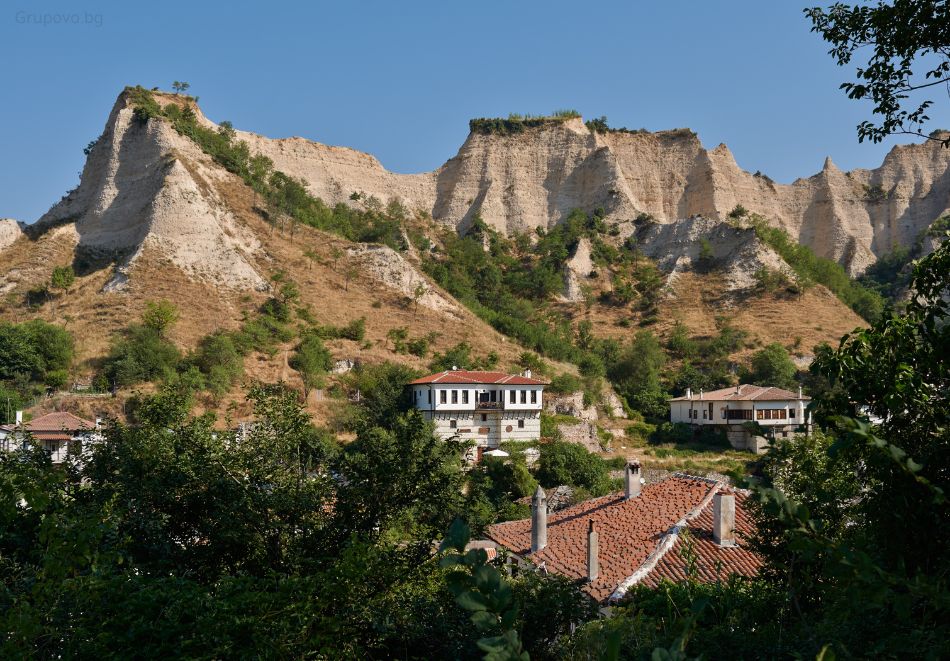 Уикенд екскурзия до Петрич, Мелник, Сандански, Рупите и Златолист! Автобусен транспорт от София или Плевен + 1 нощувка на човек със закуска и посещение на Роженски манастир, снимка 5