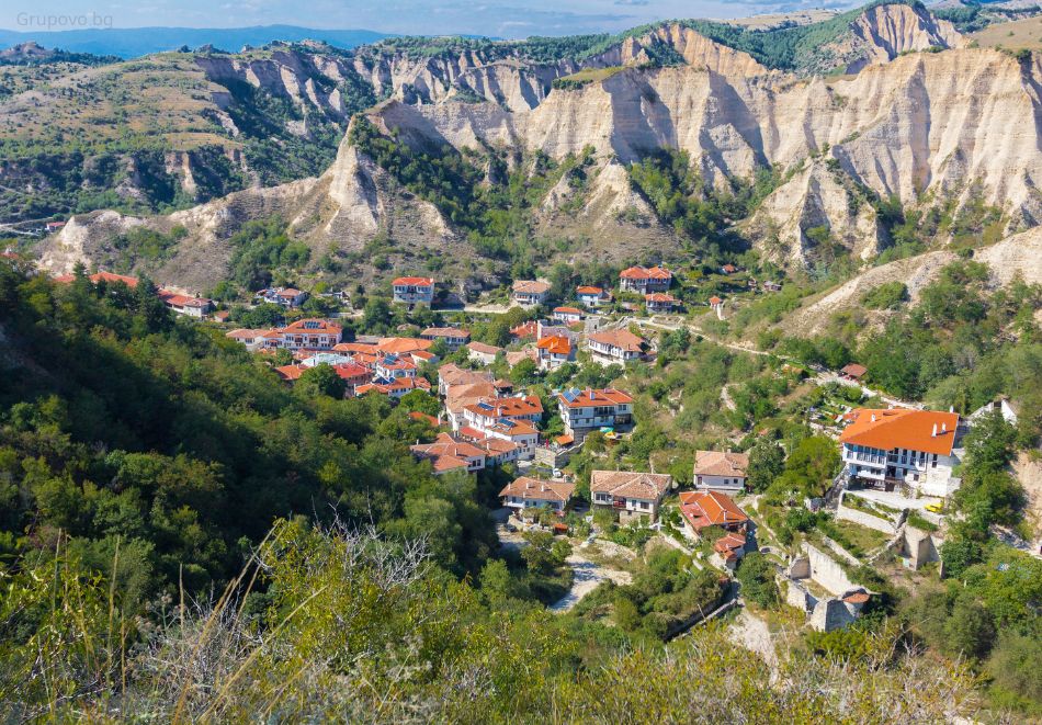 Уикенд екскурзия до Петрич, Мелник, Сандански, Рупите и Златолист! Автобусен транспорт от София или Плевен + 1 нощувка на човек със закуска и посещение на Роженски манастир, снимка 6